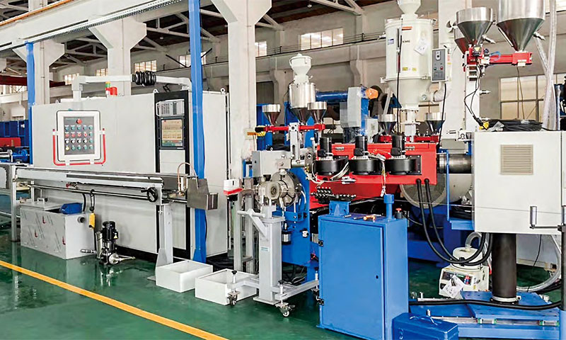 EXT 90+50、EXT100+50DA 高速擠出線