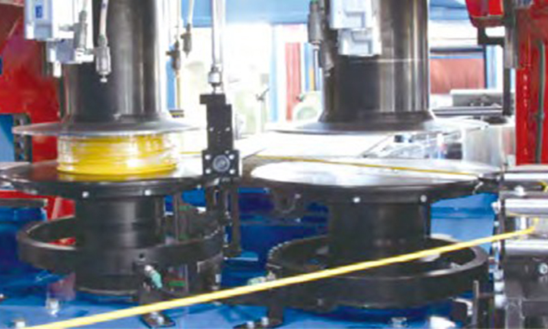 ACP-400H 雙頭自動(dòng)成軸 ( 成盤 )、成圈包裝生產(chǎn)線